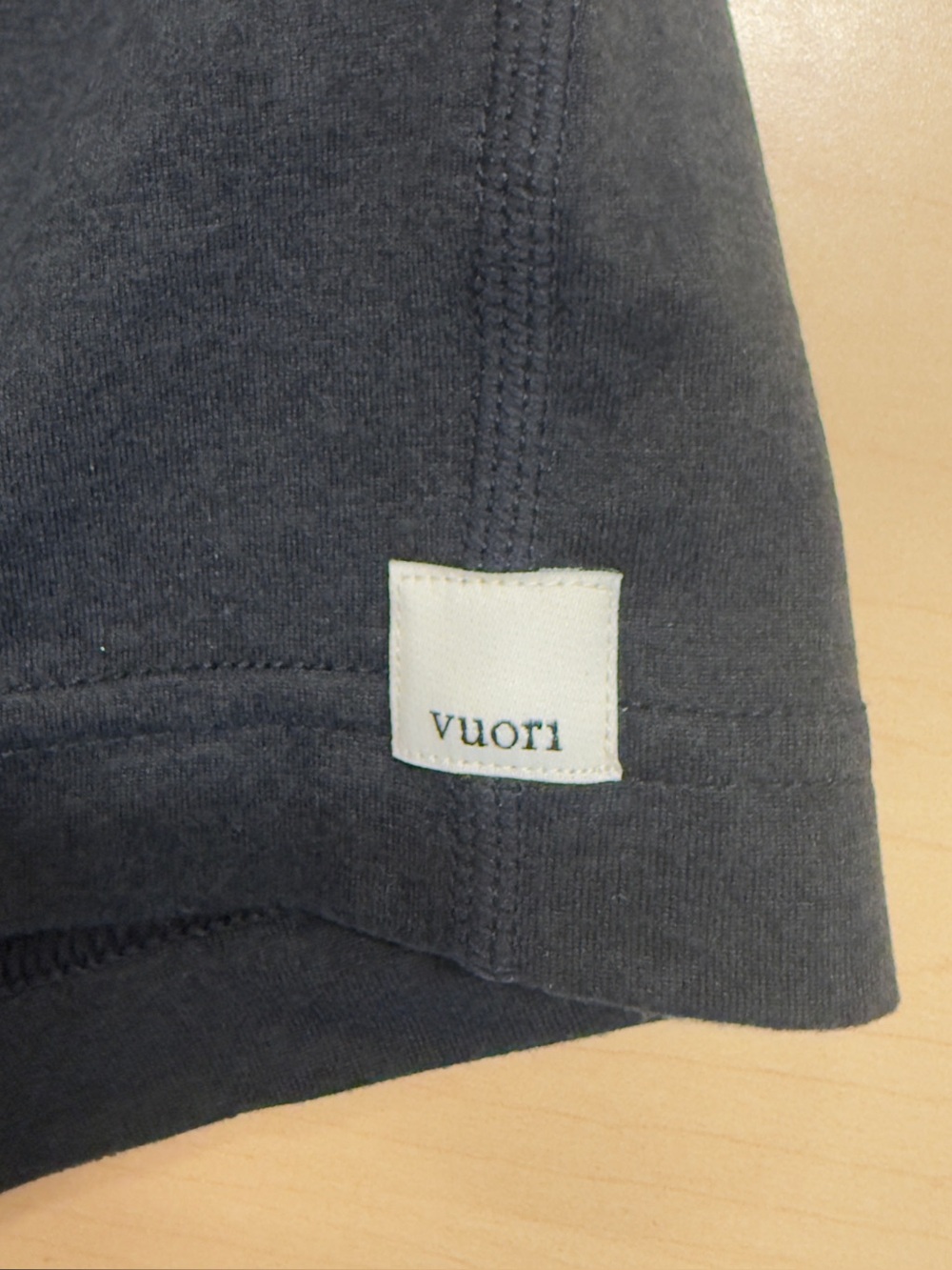 Vuori Halo Performance Shorts Black Size Large EUC - Picture 5 of 13